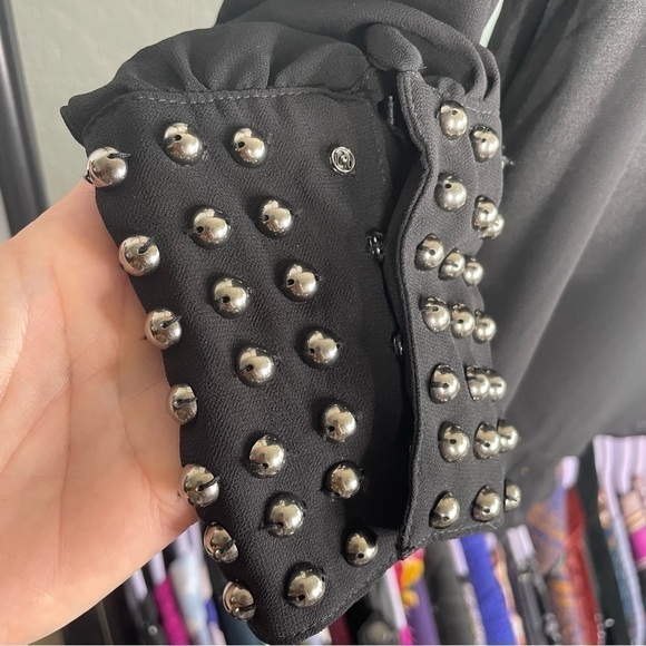 DOUBLE Zero Black Sheer Studded Hi Low Blouse - Picture 2 of 8